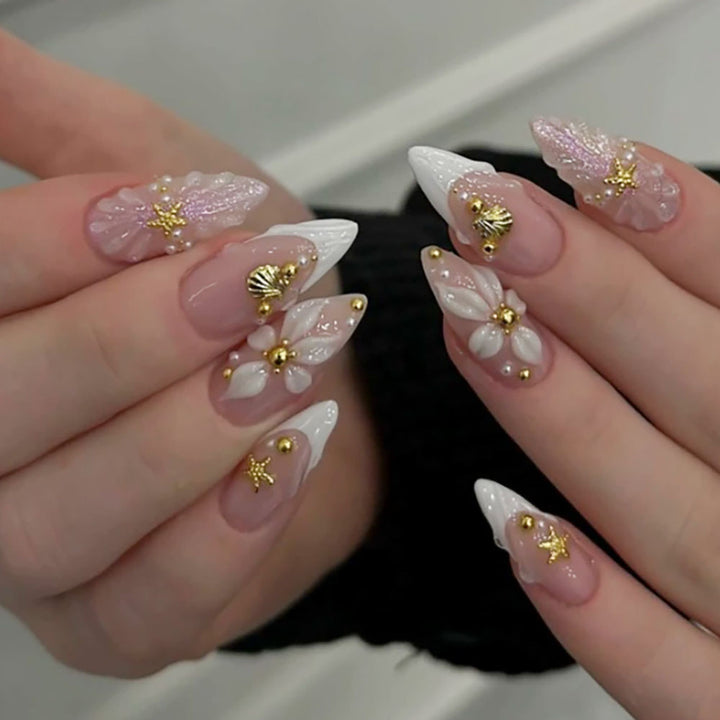 Artistic Summer-Themed Press-On Nails