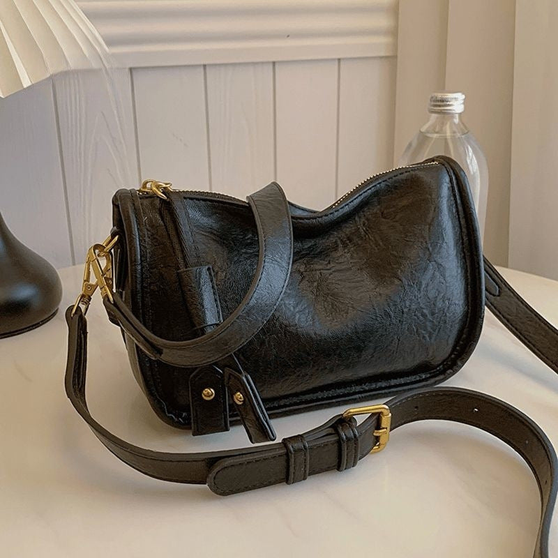 Elegant Leather Handbag Kalsten