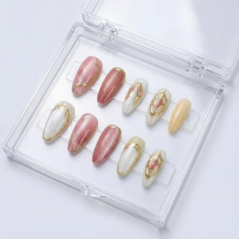 Artificial nails with floral gold accents and glossy finish Kalsten