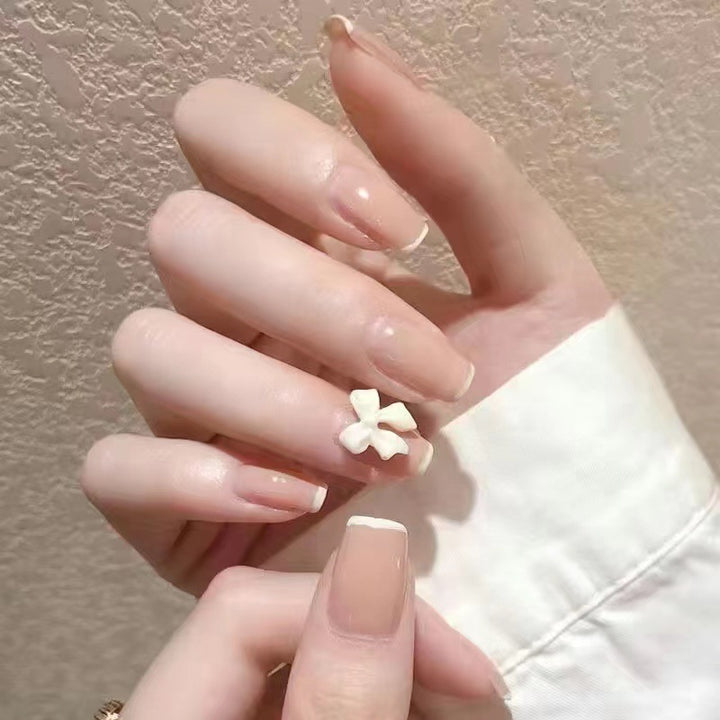 Elegant artificial nails with floral accents Kalsten