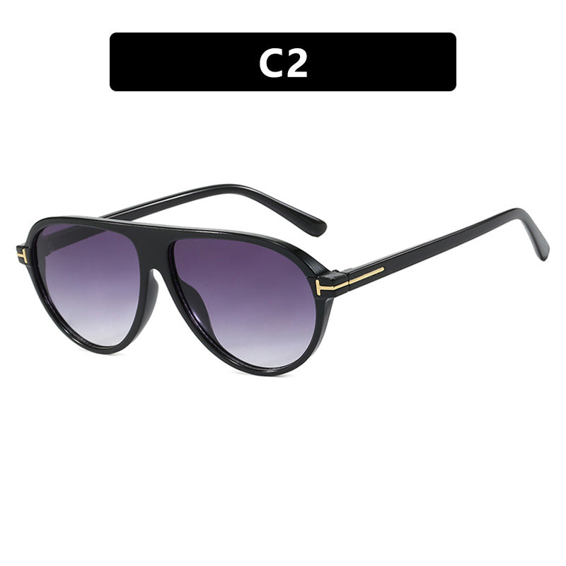 Women's trendy oversized sunglasses with elegant metal frame and UV protection Kalsten