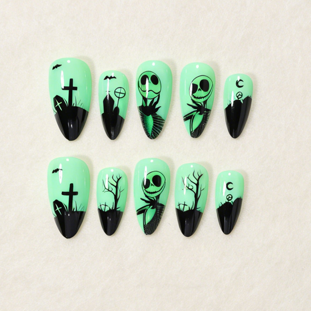 Glow-in-the-Dark Nail Art Kalsten