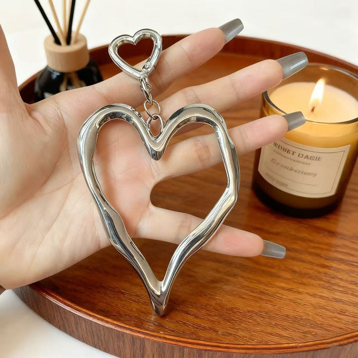 Heart-Shaped Keychain Holder Kalsten