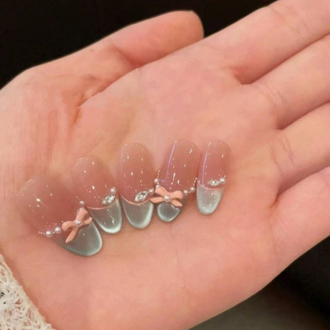 Decorative French Tip Nail Extensions