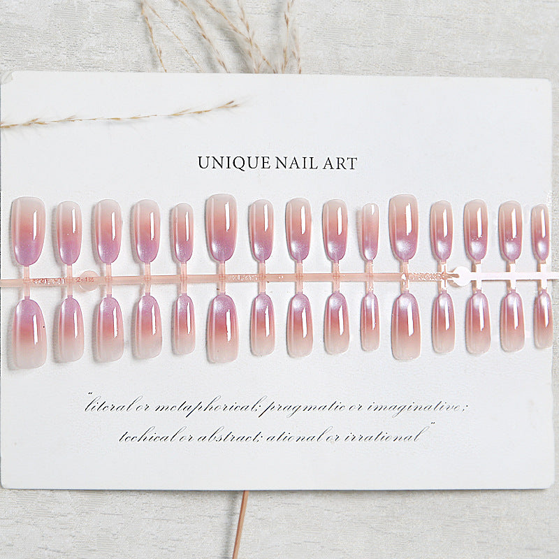 Artificial nail set with elegant ombre design and glossy finish Kalsten
