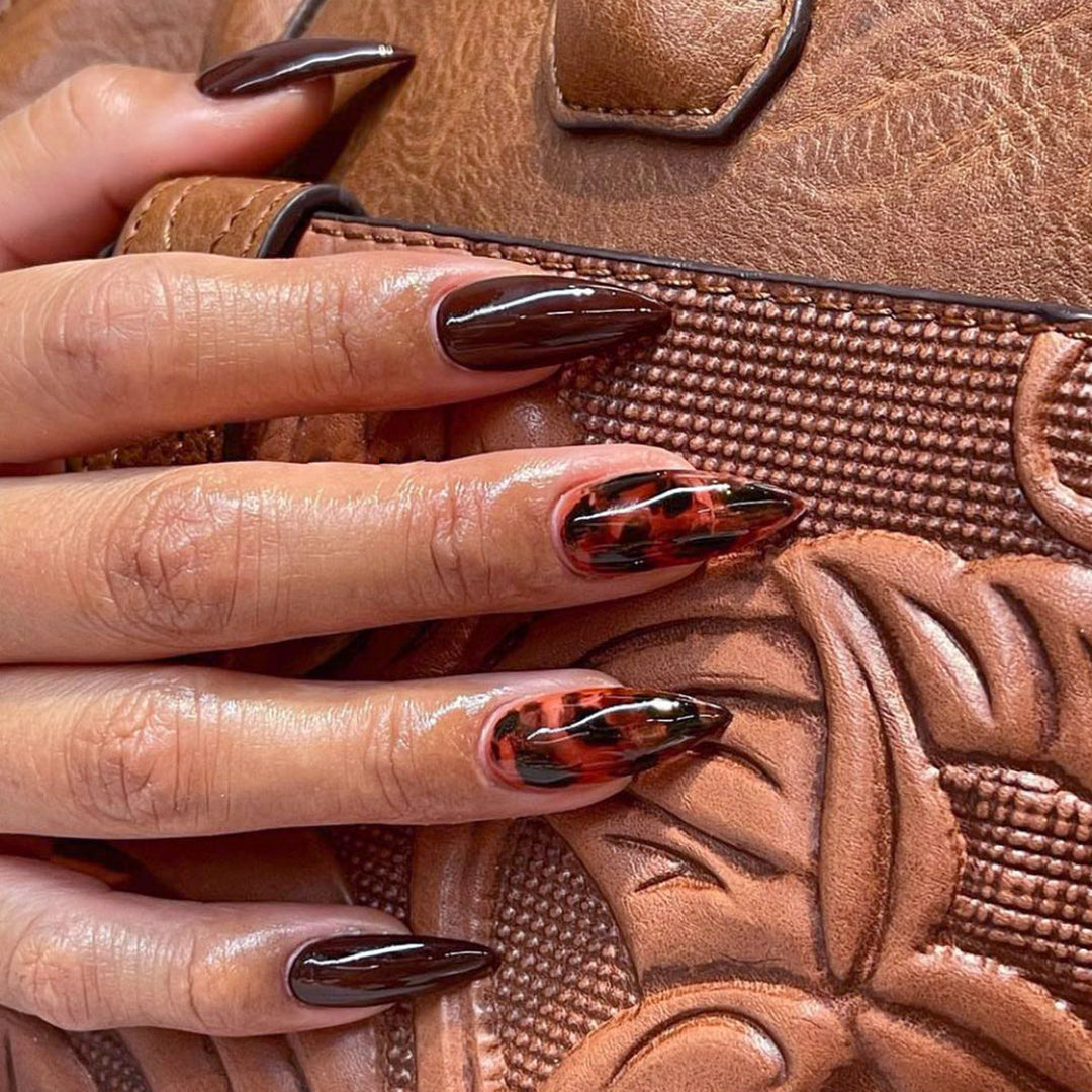 Elegant Stiletto Nails with Animal Design Kalsten