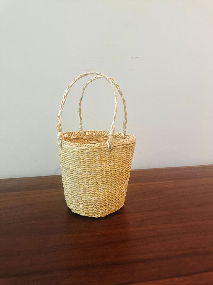 Handcrafted Woven Glass Holder Kalsten