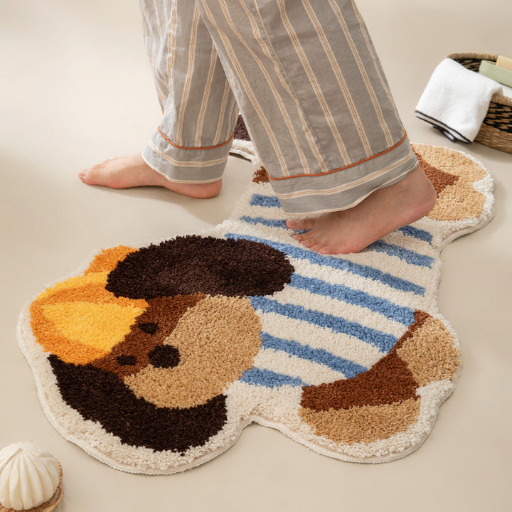 Playful tufted dog rug made of chenille with non-slip underside Kalsten