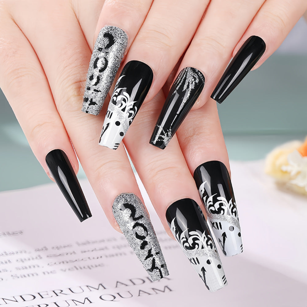 Artificial nails in elegant black and white design Kalsten
