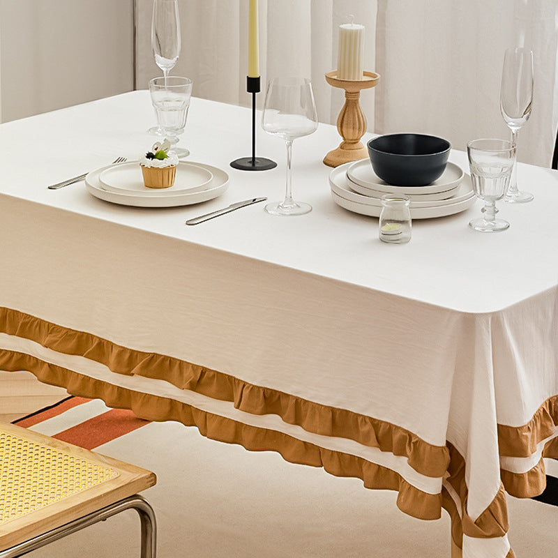 Round tablecloth with quilted textured relief and double-layered ruffle Kalsten