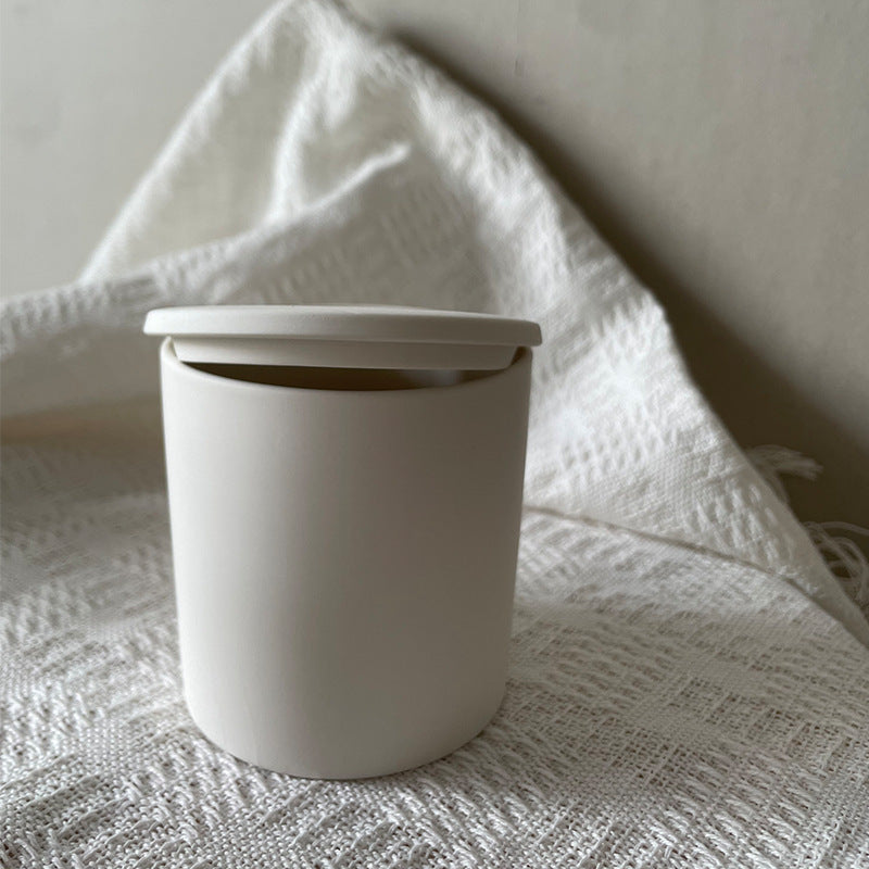 Elegant Minimalist Ceramic Candle Holder Kalsten