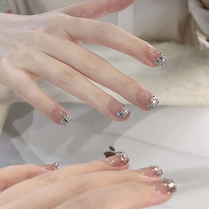 Premium Press-On Nail Set Kalsten