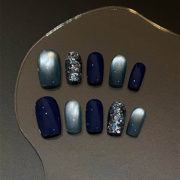 Glamorous Glossy Light-Reflecting Press-On Nail Set