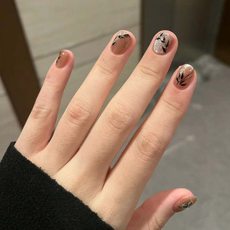 Elegant Sculpted Press-On Nails Kalsten