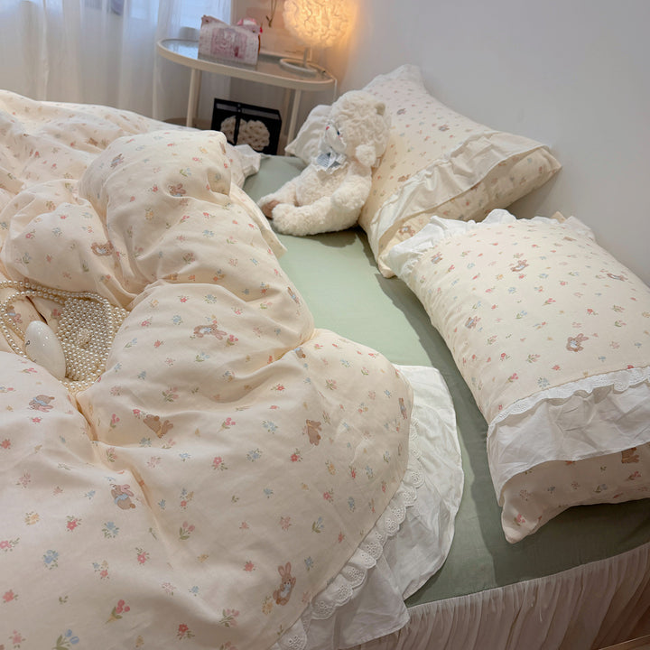 Luxurious cotton bedding set with ruffle and delicate floral print