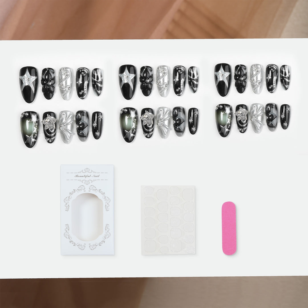 Artificial nail set with glamorous designs and unique 3D elements Kalsten