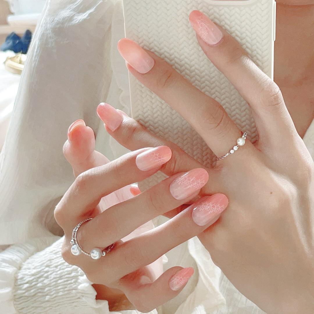 Elegant Gradient Press-On Nail Set