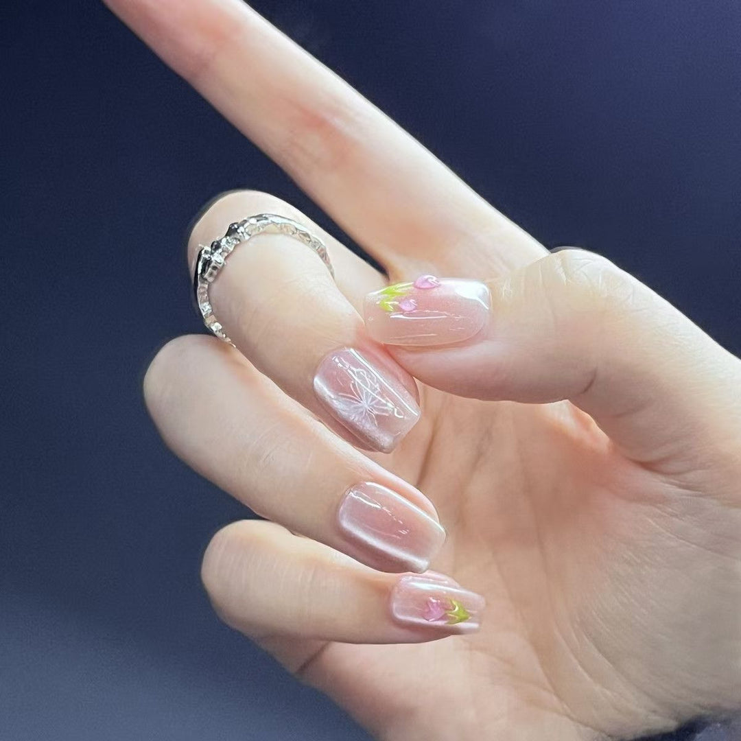 Artistic Floral Nail Design Press-On Tips Kalsten