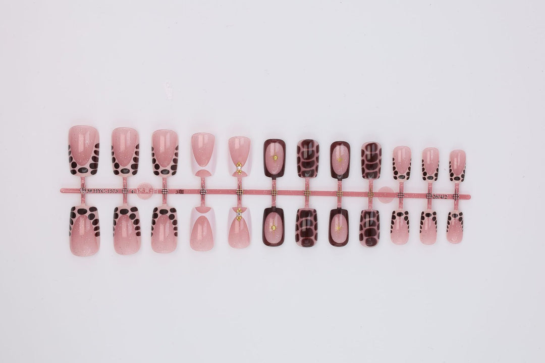 Creative Nail Art with stylish designs Kalsten