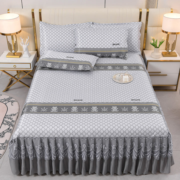 Ladies daybed cover with playful bear motif Kalsten