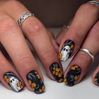 Artistic Halloween-Themed Nail Art Kalsten 1789915324