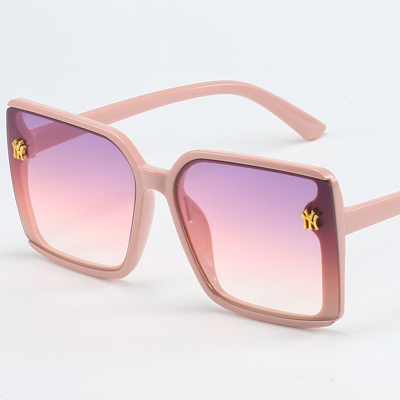 Women's Oversized Sunglasses with Elegant Lenses Kalsten