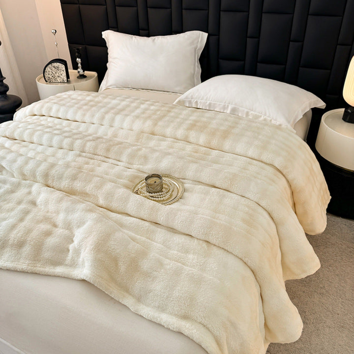 Luxurious Soft Faux Fur Blanket Kalsten