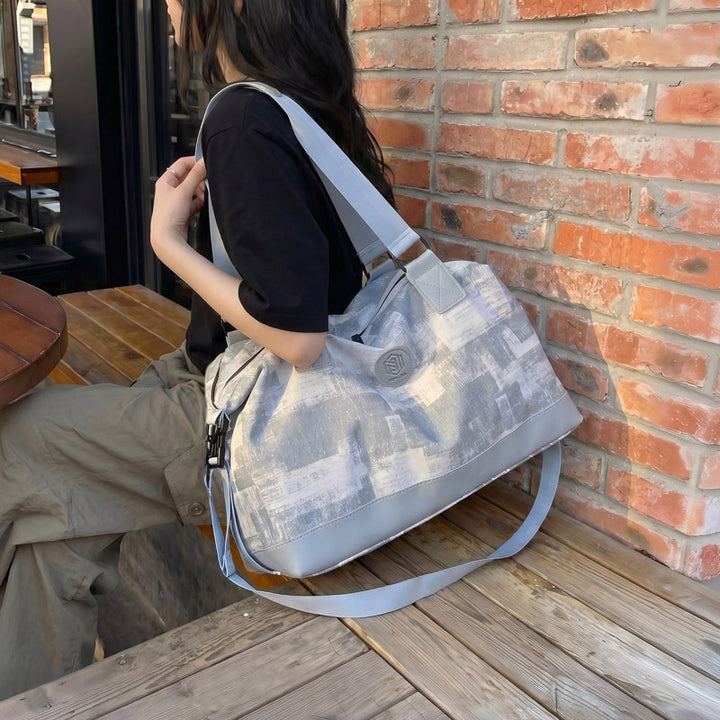 Spacious Multi-Functional Weekend Duffle Bag Kalsten