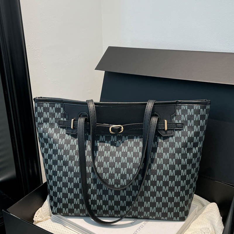 Elegant Monogrammed Tote Bag  1791041041