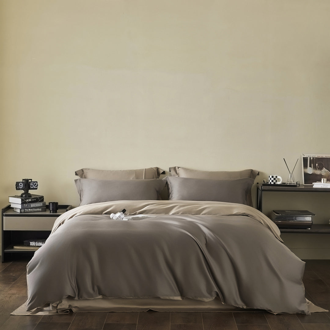 Luxurious cotton satin duvet cover set with hotel finish