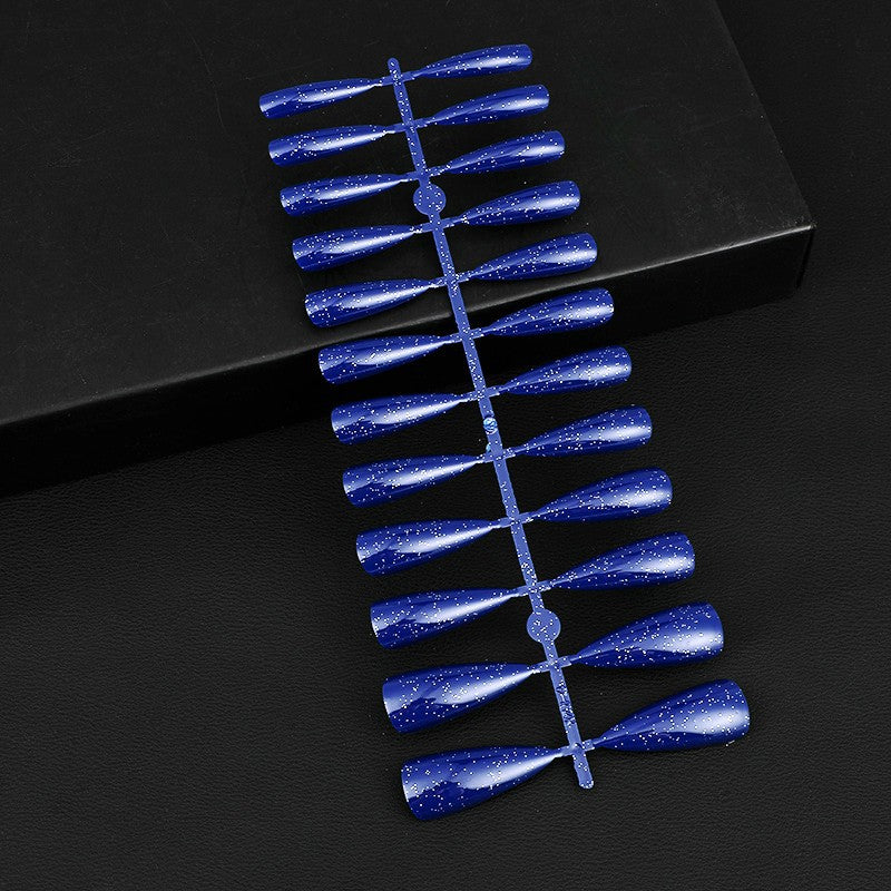 Glittering artificial nails in elegant design Kalsten