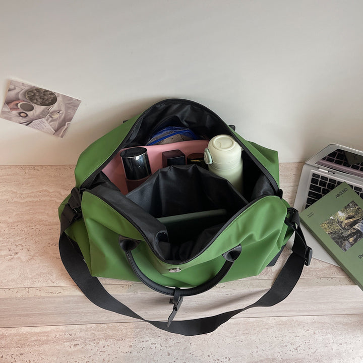 Elegant Travel Bag with Durable Material and Adjustable Shoulder Strap Kalsten