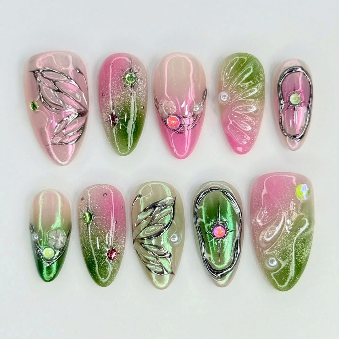 Artistic Press-On Nail Set with Floral and Metallic Details Kalsten