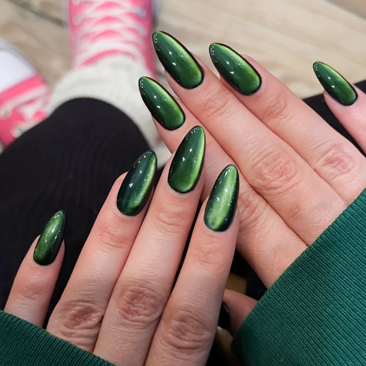 Reflective Long-Stiletto Press-On Nails