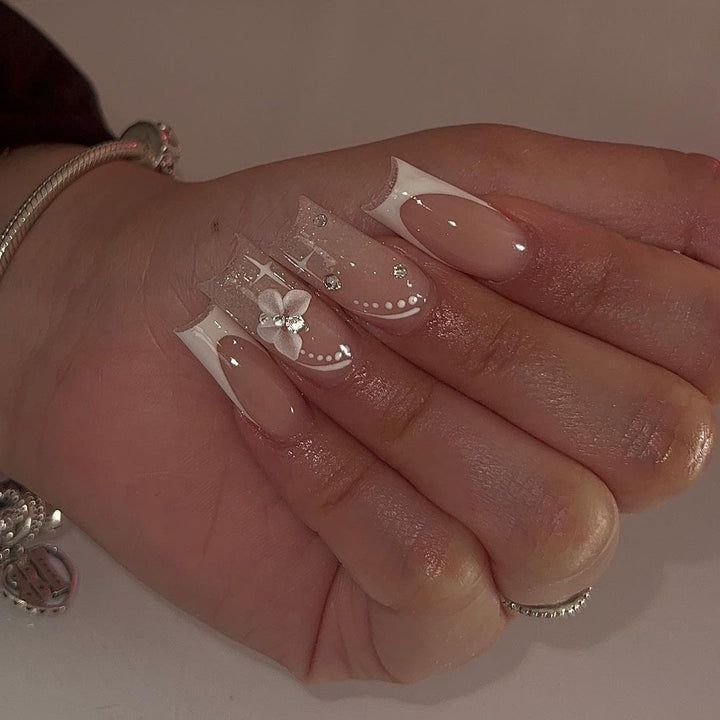 Elegant Artificial Nails Kalsten