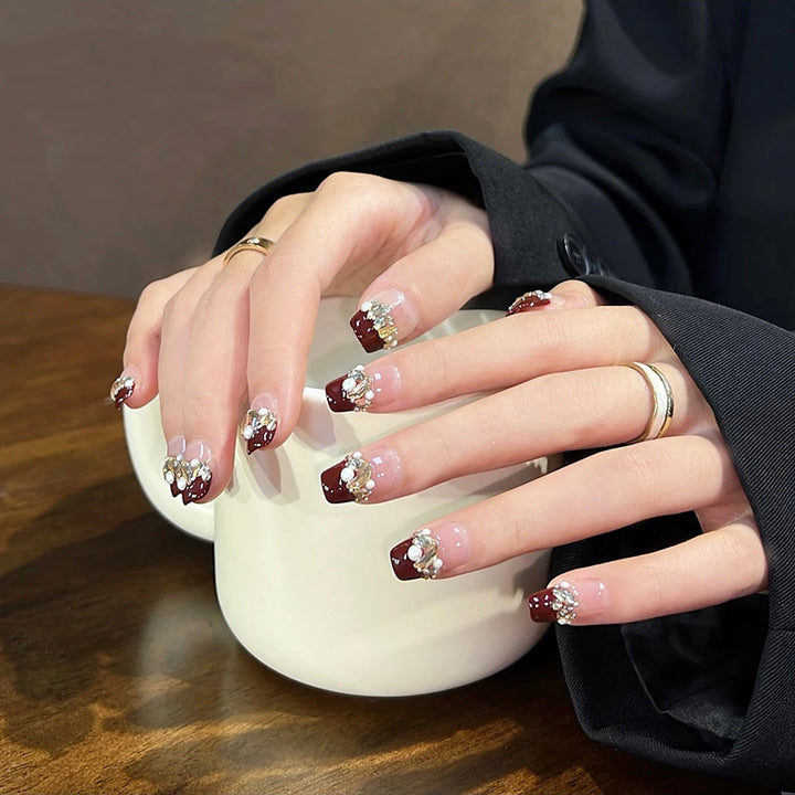 Glamorous Nail Designs Kalsten
