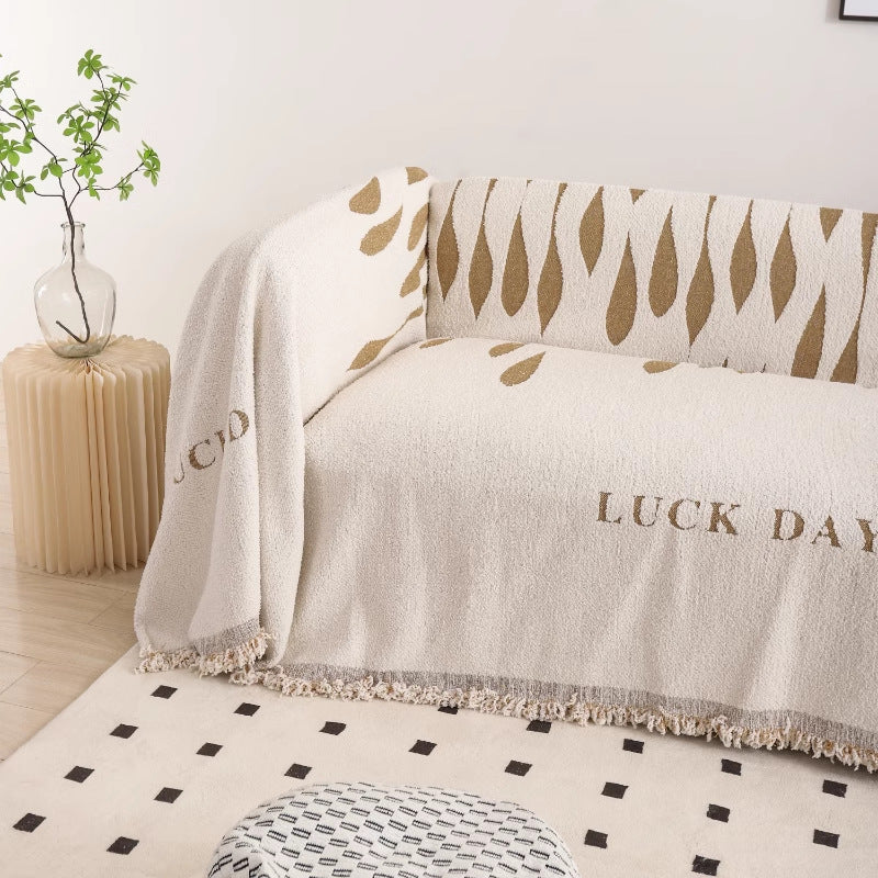 Cozy Decorative Throw Blanket
