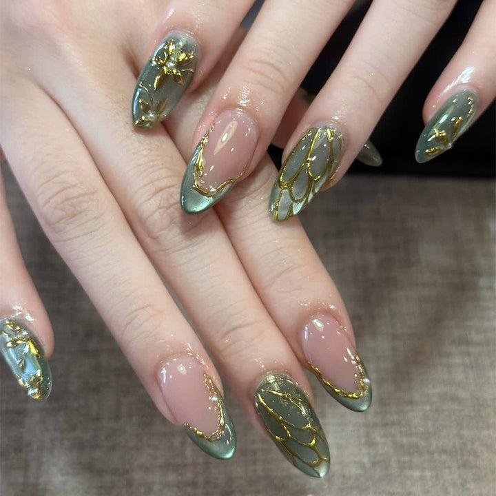 Artistic Nail Art Set with Gold and Leaf Design Kalsten