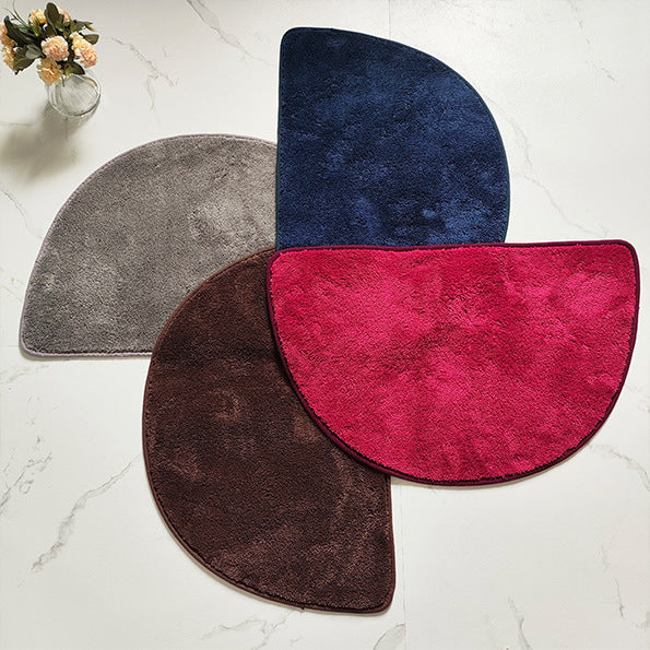 Luxurious Anti-Slip Half-Moon Bath Mat Kalsten