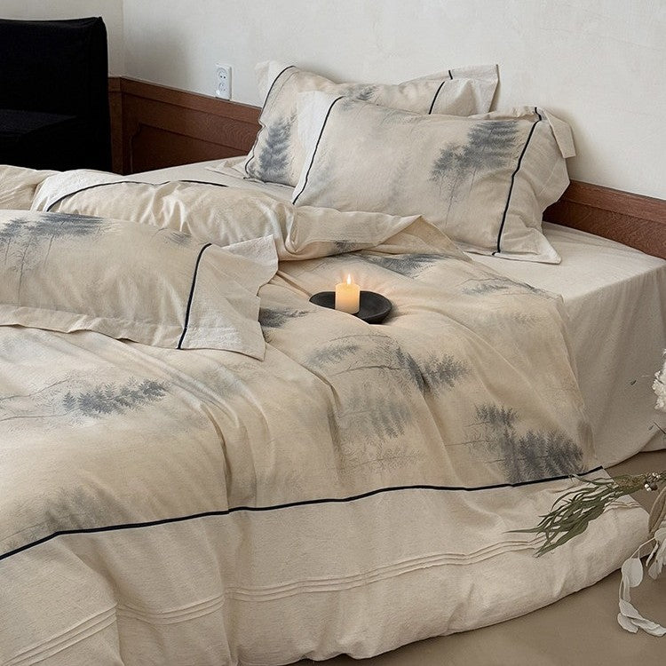 Bedding set made of cotton percale with delicate watercolor fern print and contrasting piping