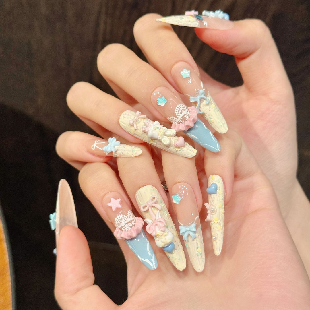 Artistic Press-On Nail Set with Vibrant Ocean-Inspired Accents