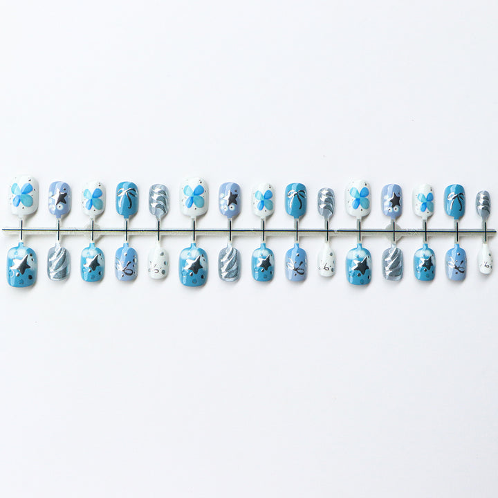 Thematic Ocean-Inspired Press-On Nail Set