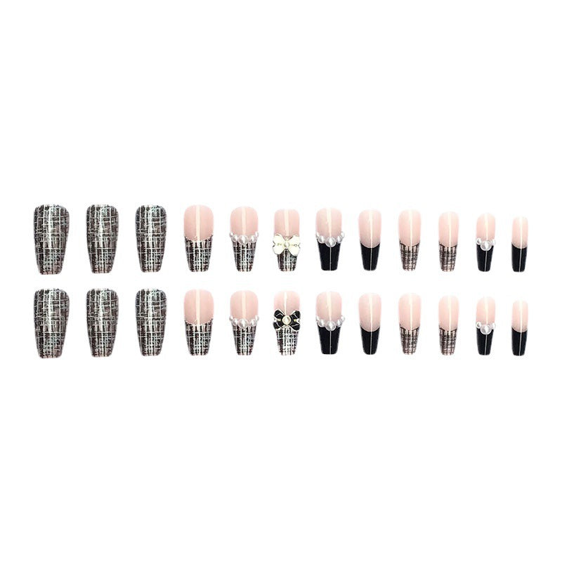 Glamorous Decorative Press-On Nail Set