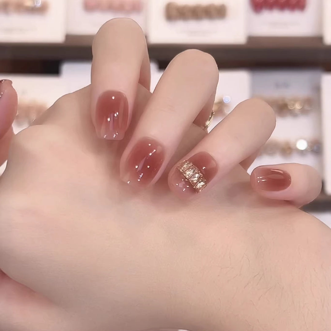 Luxury Decorative Press-On Nail Set Kalsten