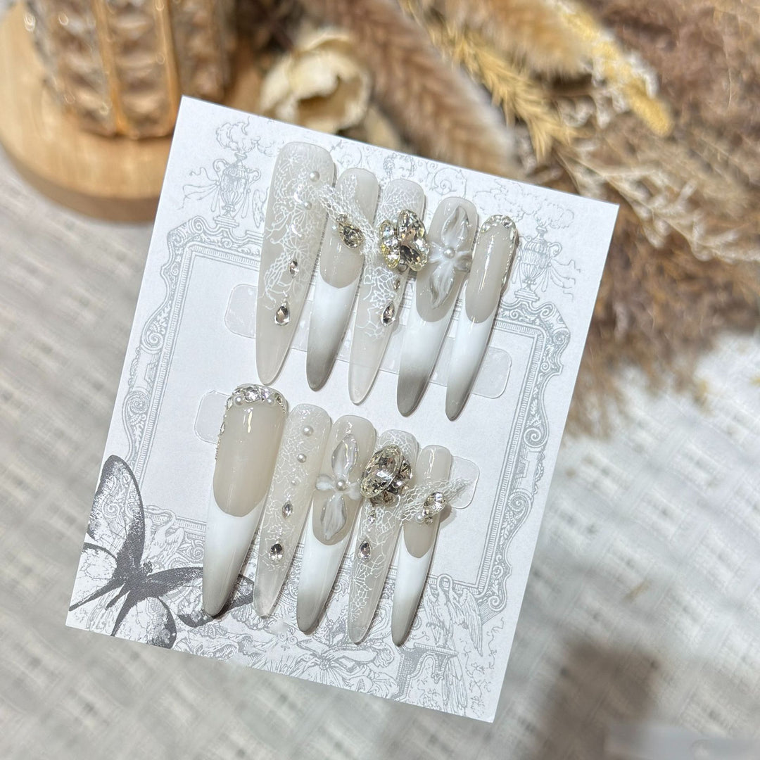 Decorative Stiletto Press-On Nail Art Set with Elegant Lace and Gemstone Accents Kalsten