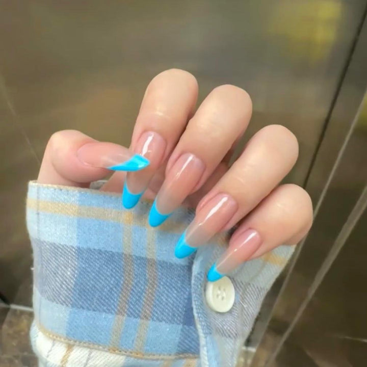 Artistic French Tip Nail Extensions