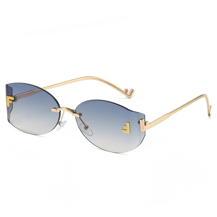 Elegant Winged Sunglasses Kalsten