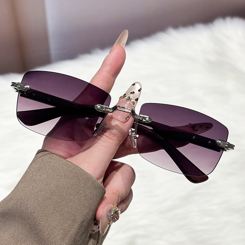 Ladies extravagant fashionable sunglasses with innovative frame Kalsten