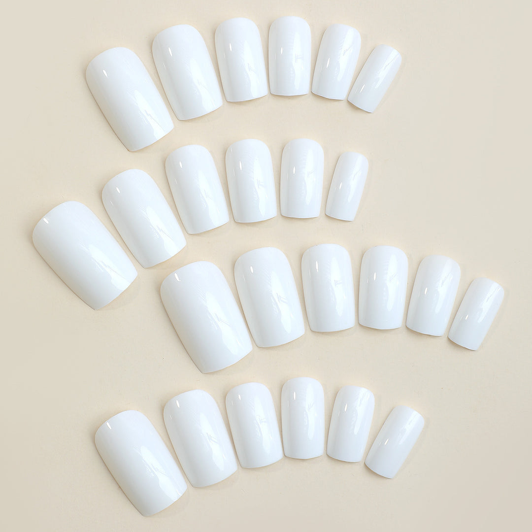 Artificial nail set with brand new design and perfect fit Kalsten