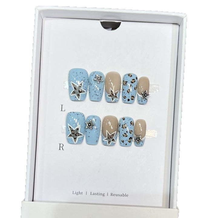 Stylish Nail Art Kalsten
